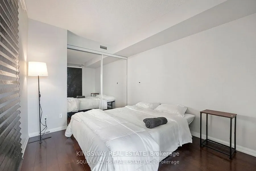209 Fort York Boulevard #1062