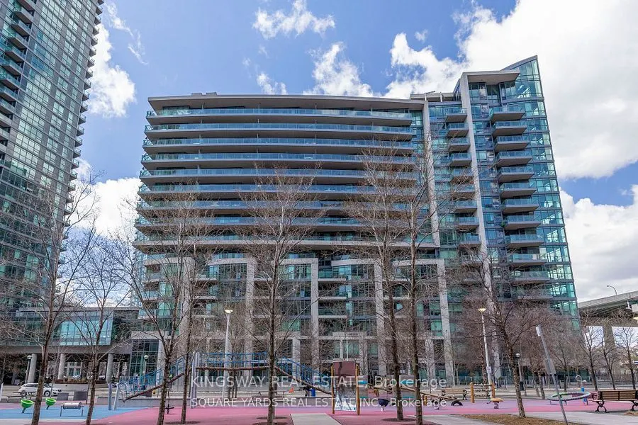 209 Fort York Boulevard #1062