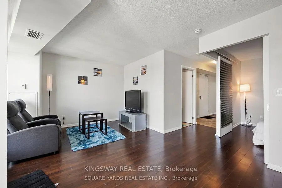 209 Fort York Boulevard #1062