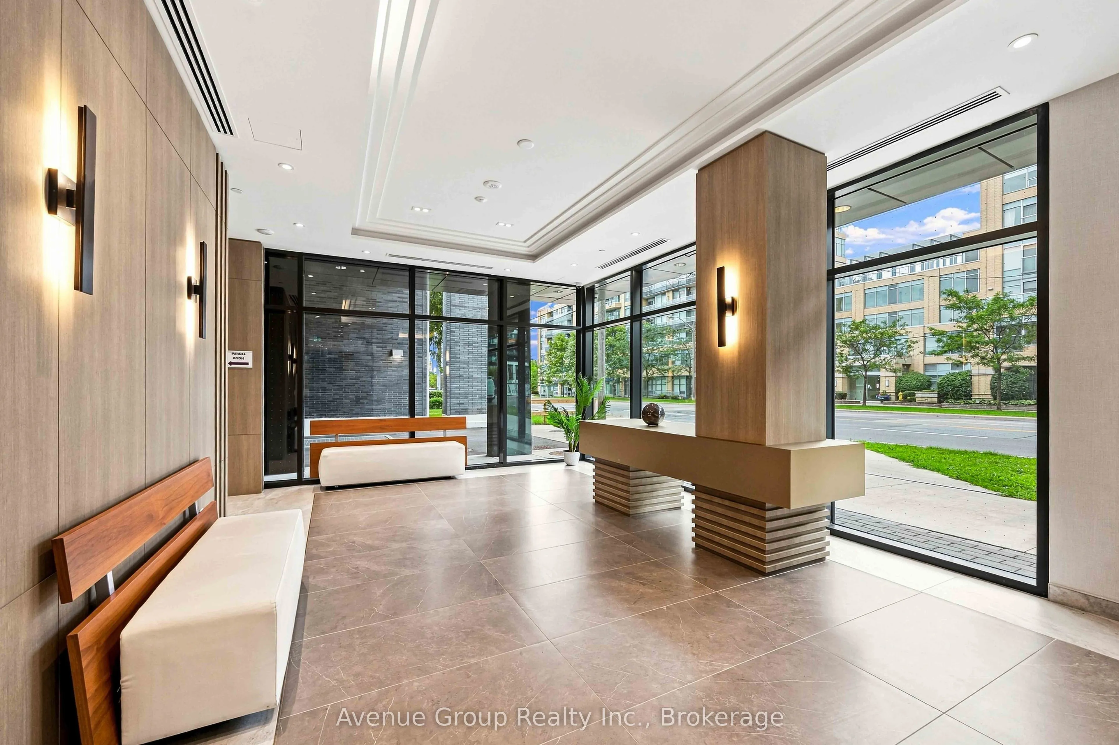 700 Sheppard Avenue W #805