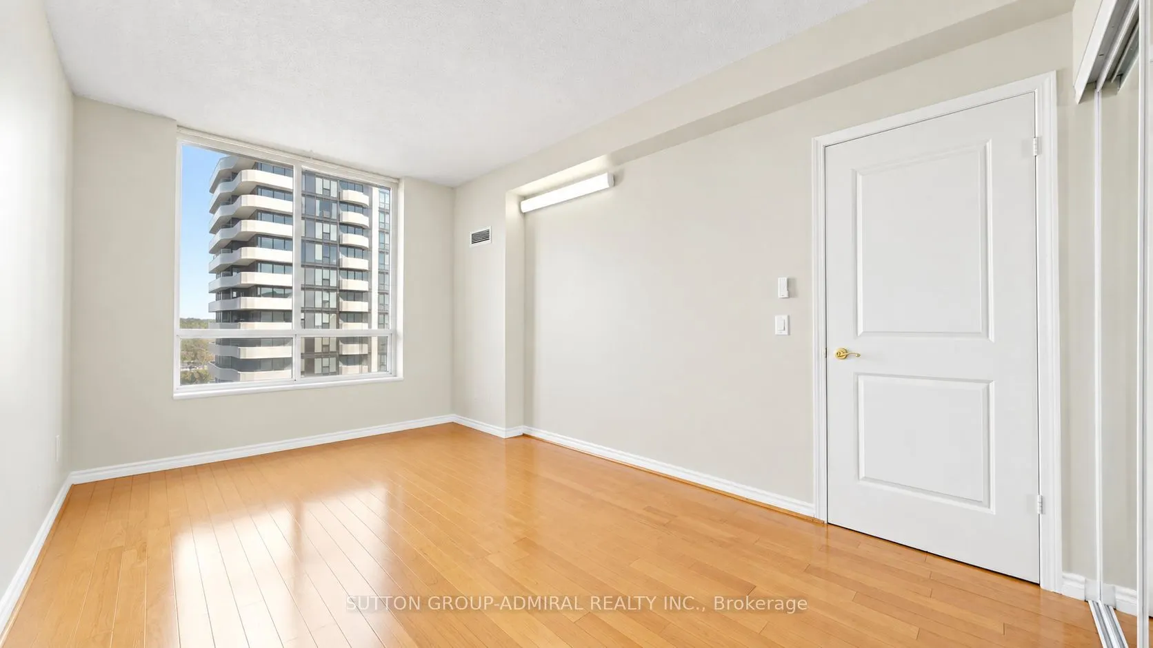 28 Byng Avenue #UPH09