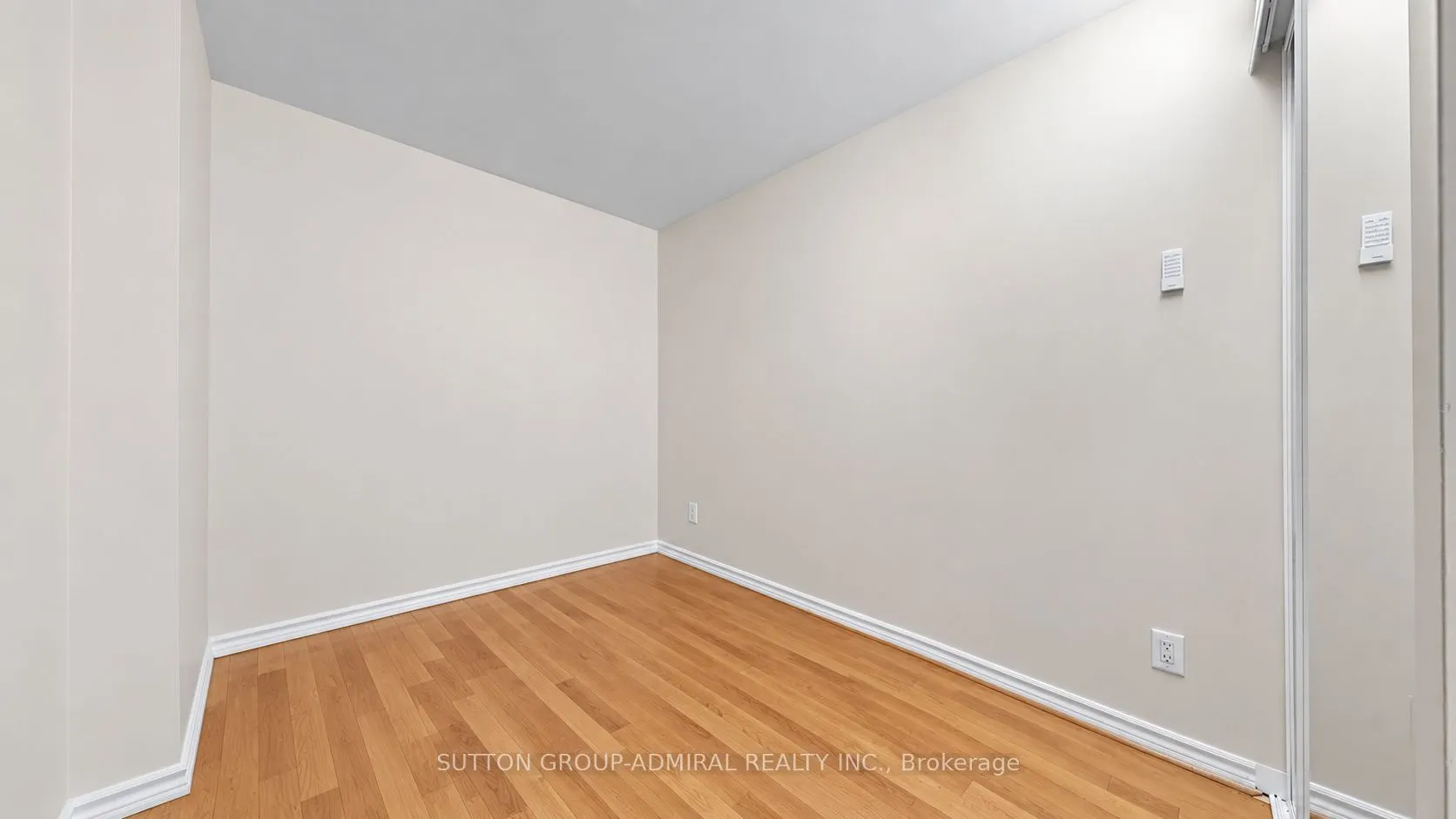 28 Byng Avenue #UPH09