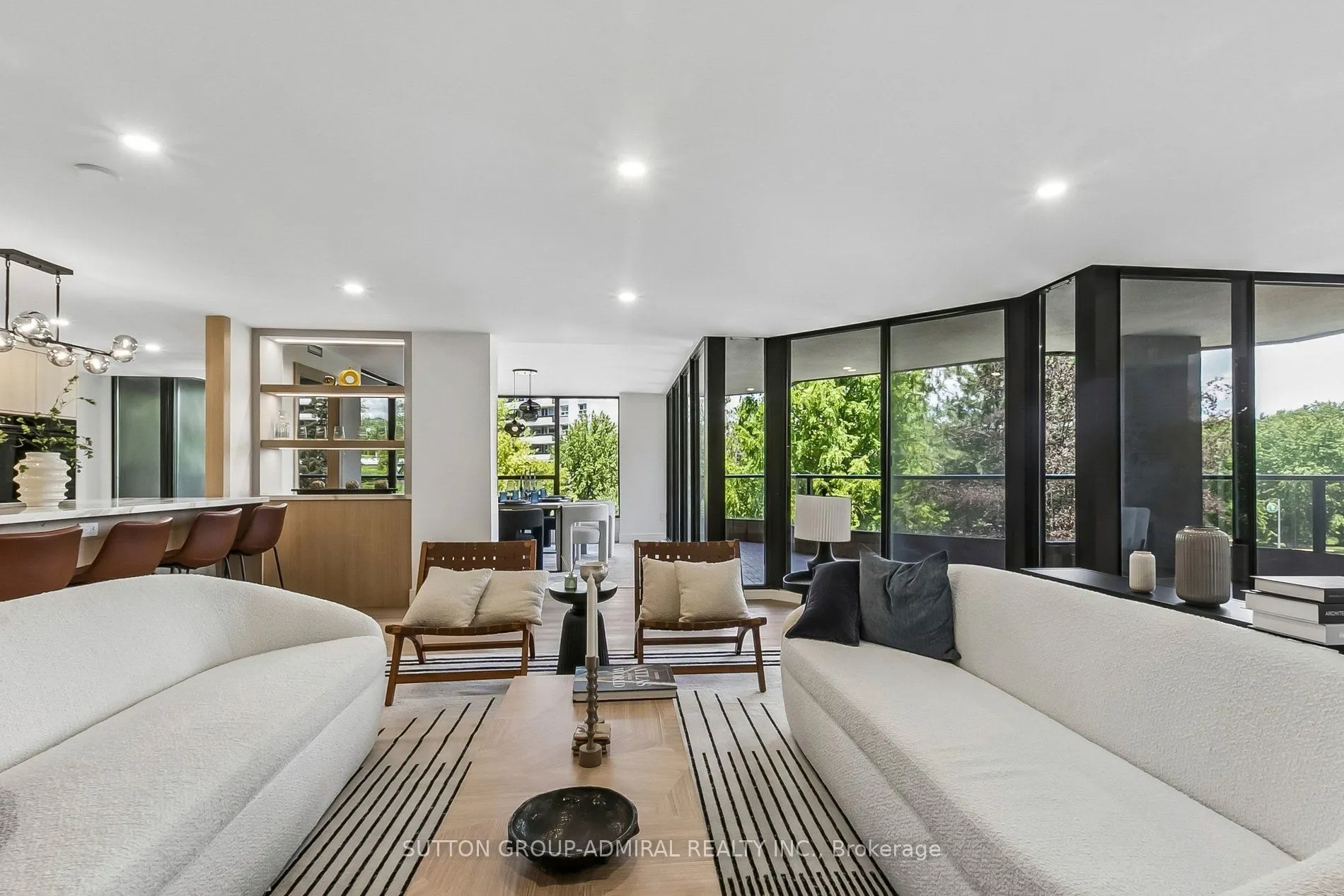 3900 Yonge Street #301