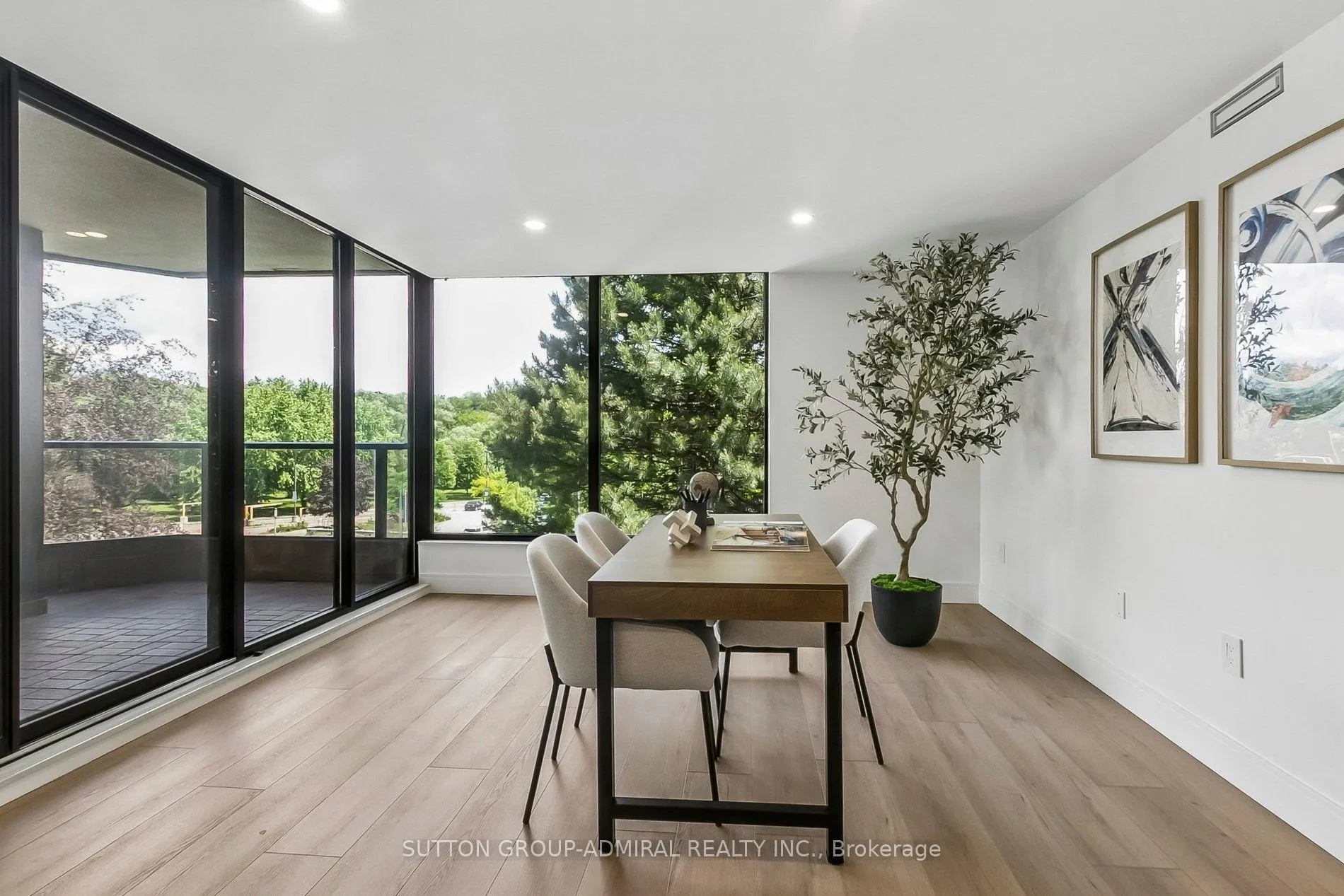 3900 Yonge Street #301