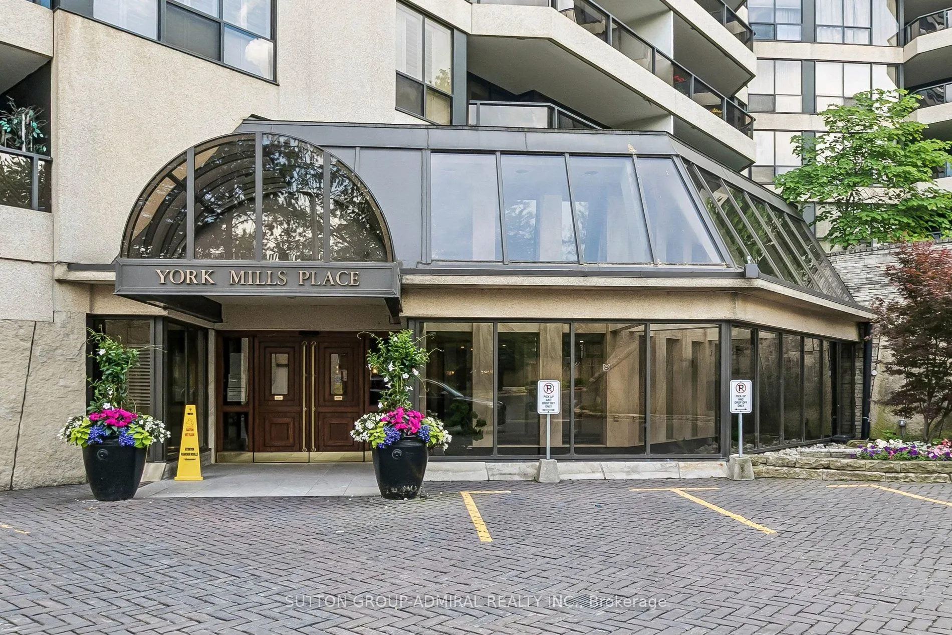 3900 Yonge Street #301