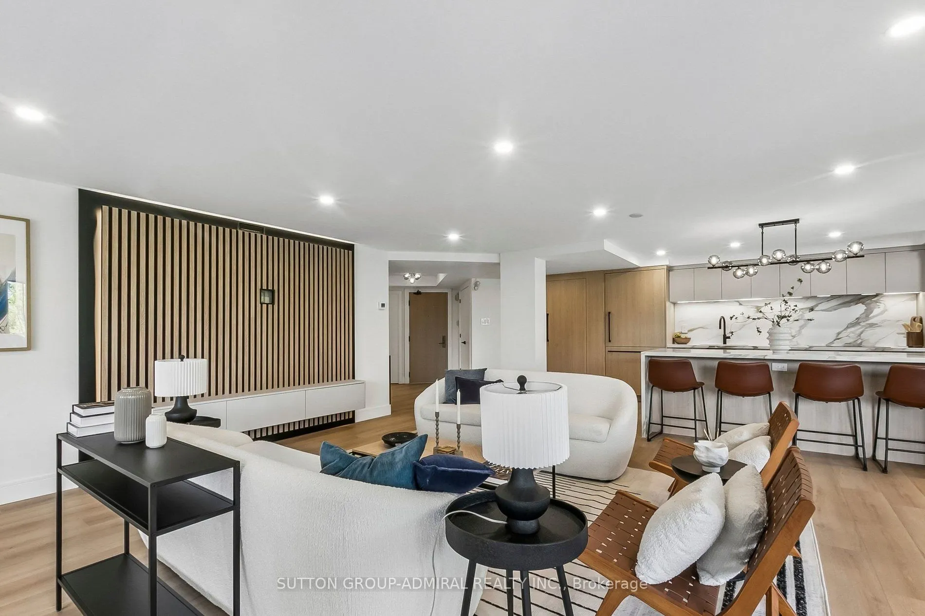 3900 Yonge Street #301