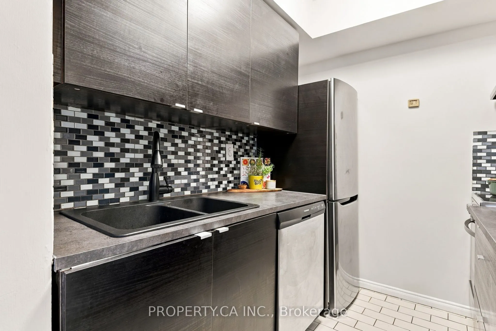 222 The Esplanade Avenue #625