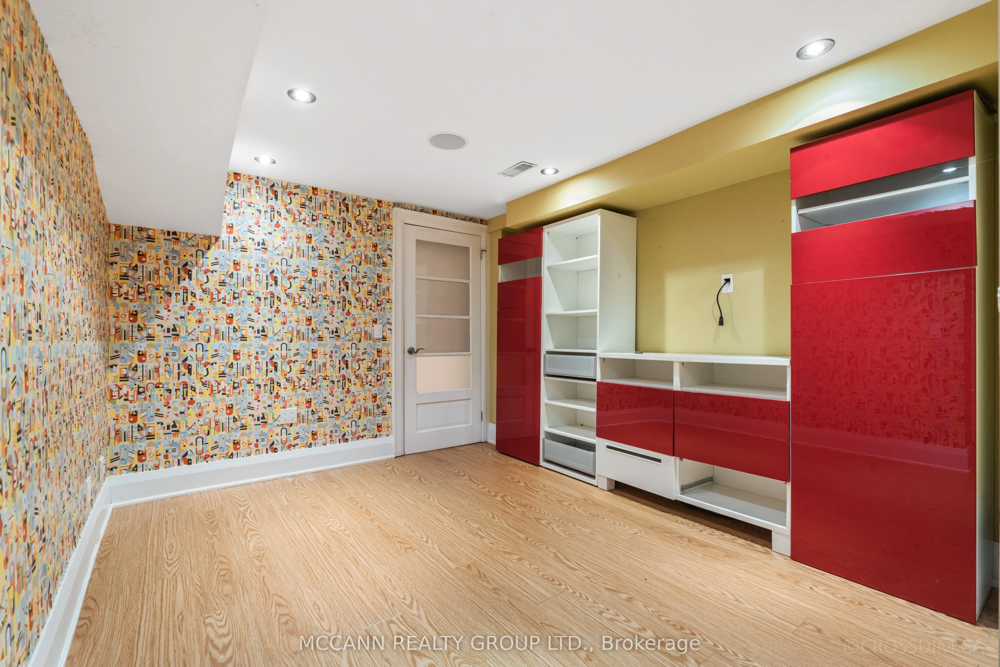 137 Old Orchard Grove