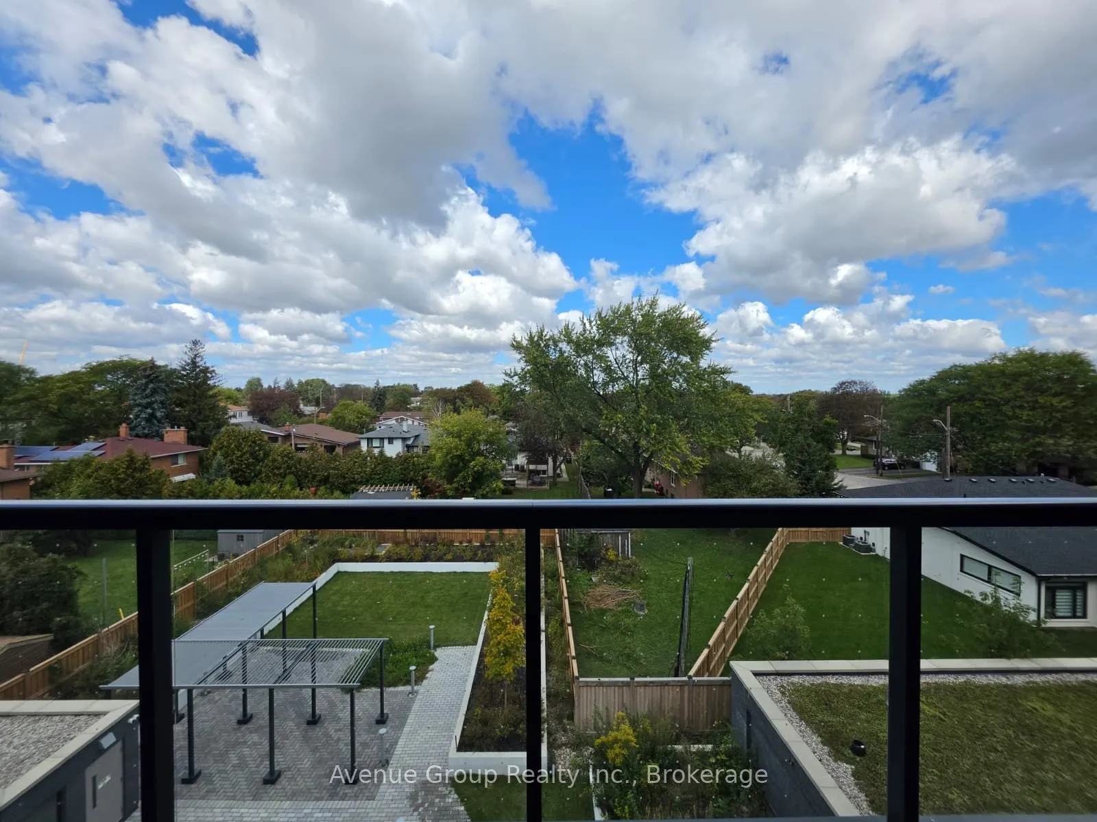 700 Sheppard Avenue W #409