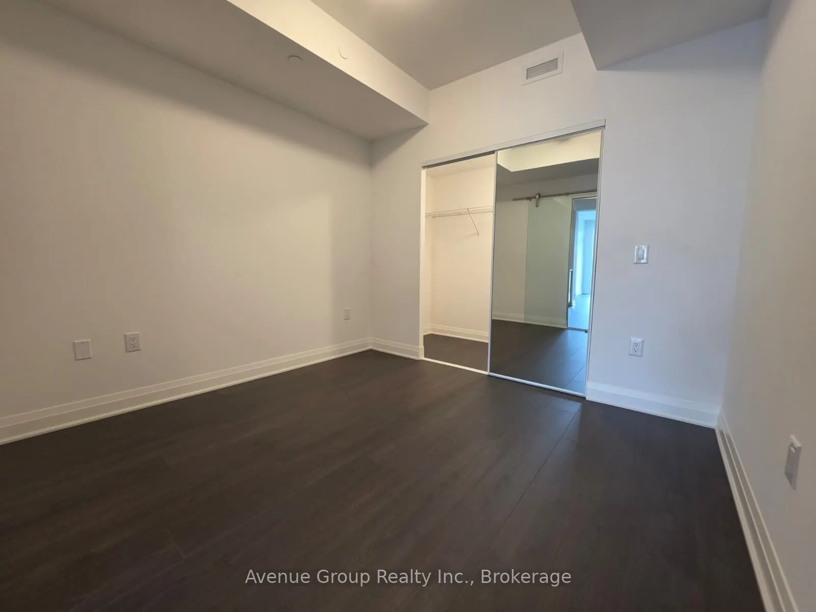 700 Sheppard Avenue W #409