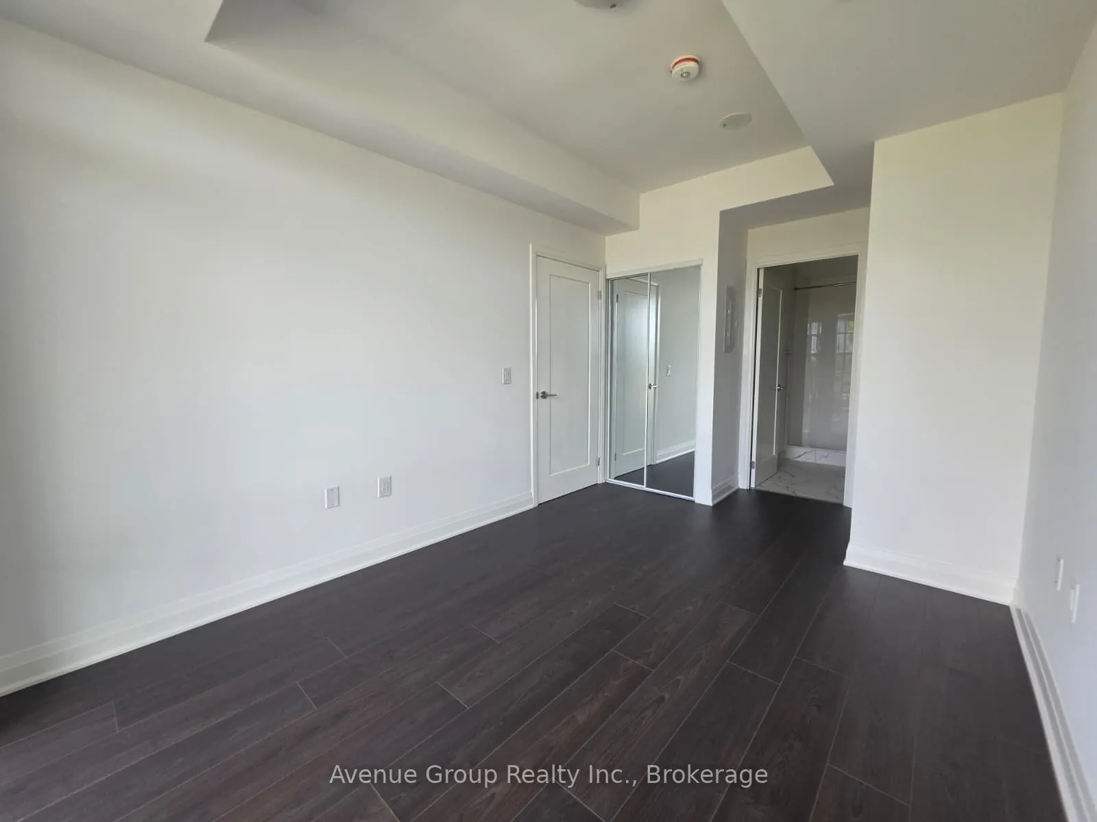 700 Sheppard Avenue W #409