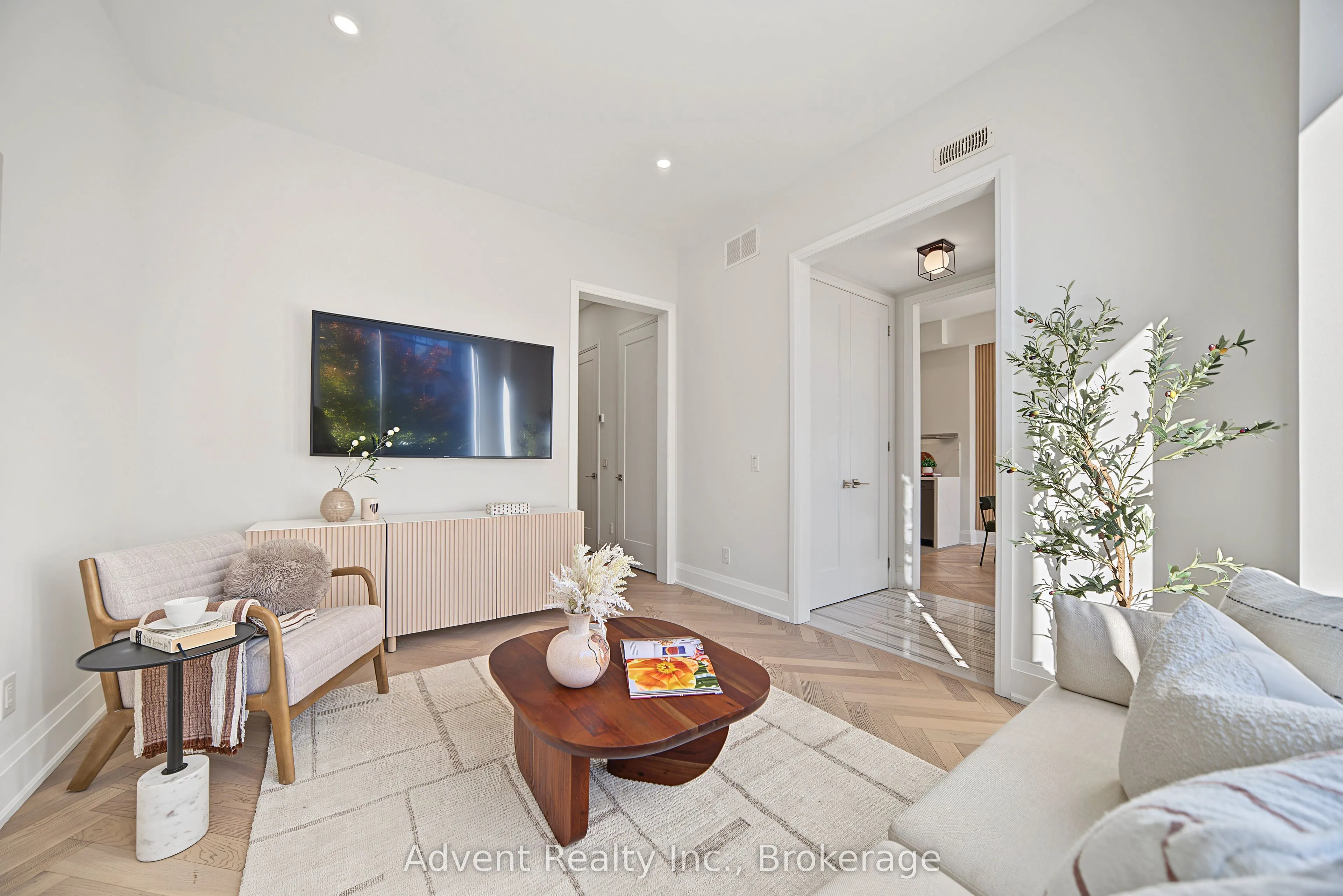 18 Greenbriar Road #3