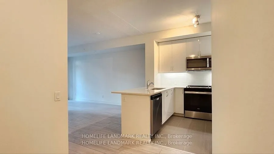 4955 YONGE Street #809