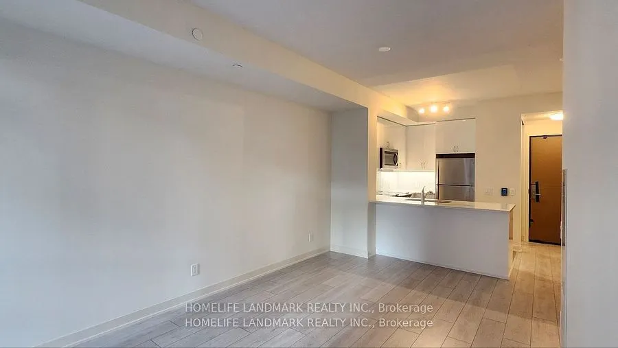 4955 YONGE Street #809