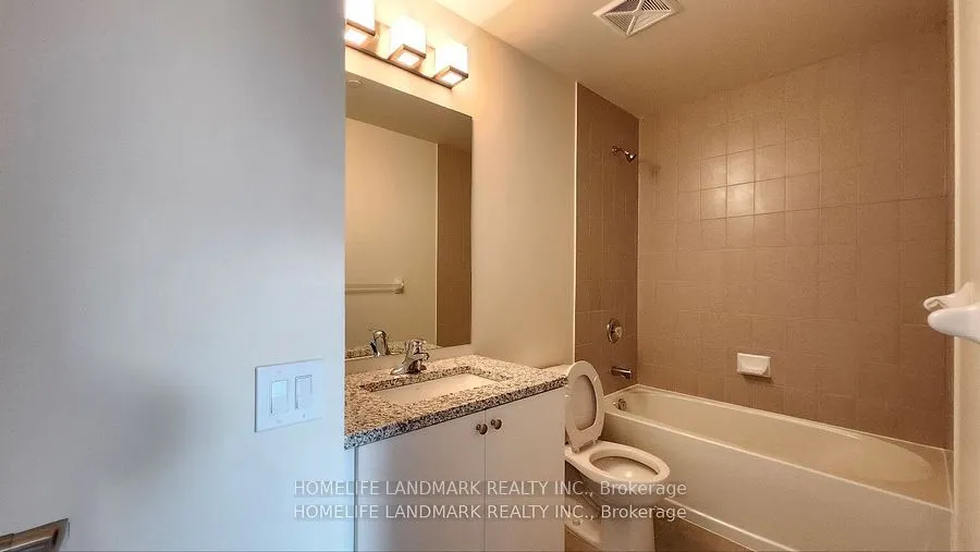 4955 YONGE Street #809