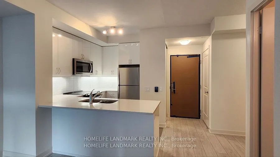 4955 YONGE Street #809