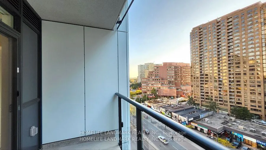 4955 YONGE Street #809