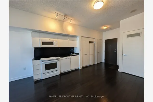 151 Dan Leckie Way #1017