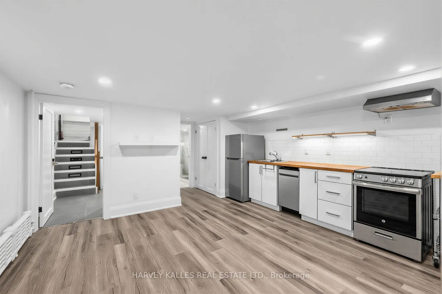 61 Appleton Avenue