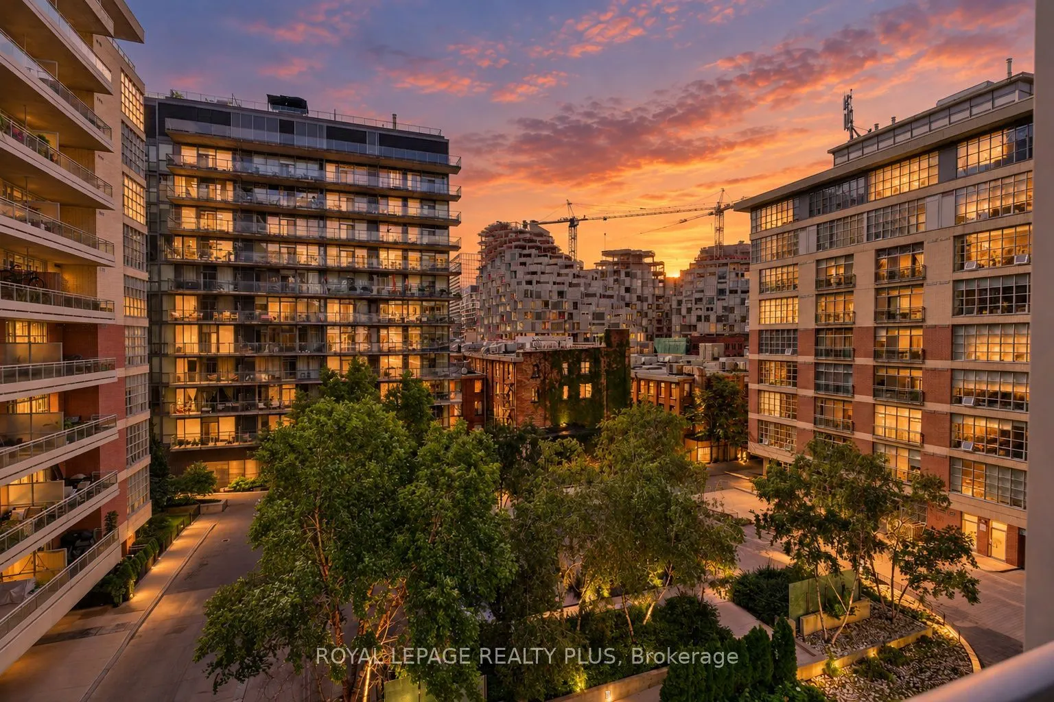 399 Adelaide Street W #509