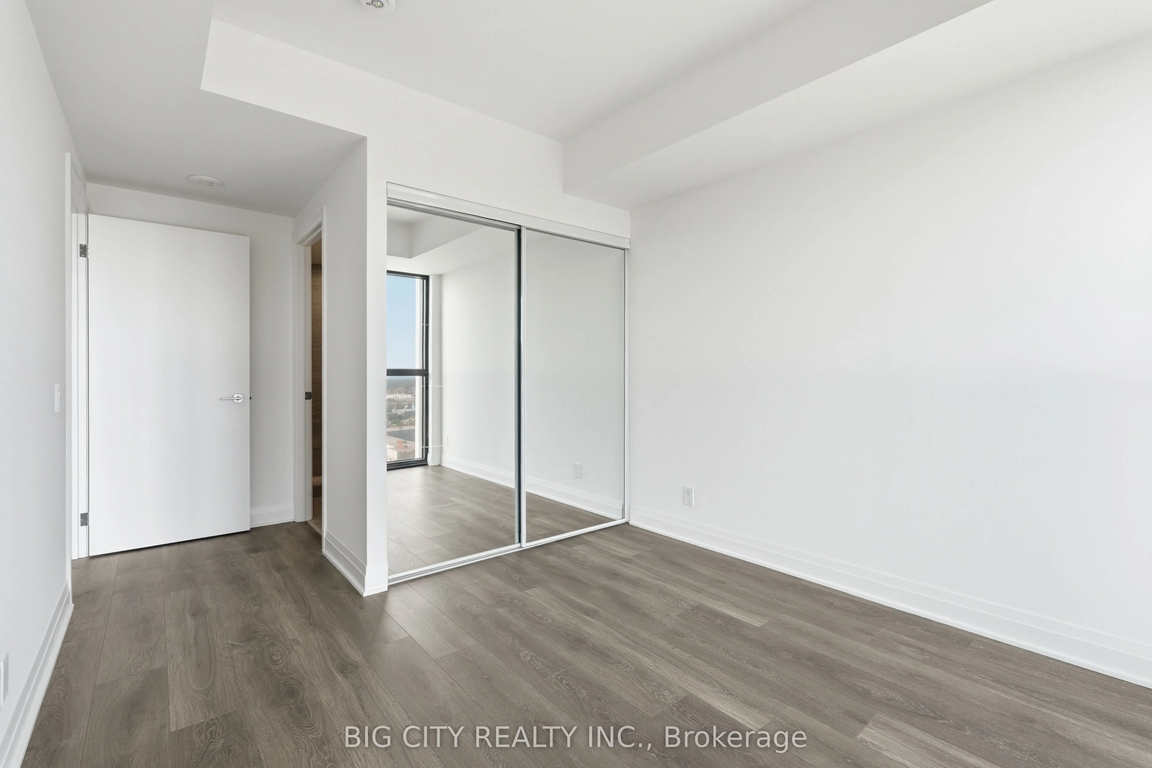 25 Frederick Todd Way #1611