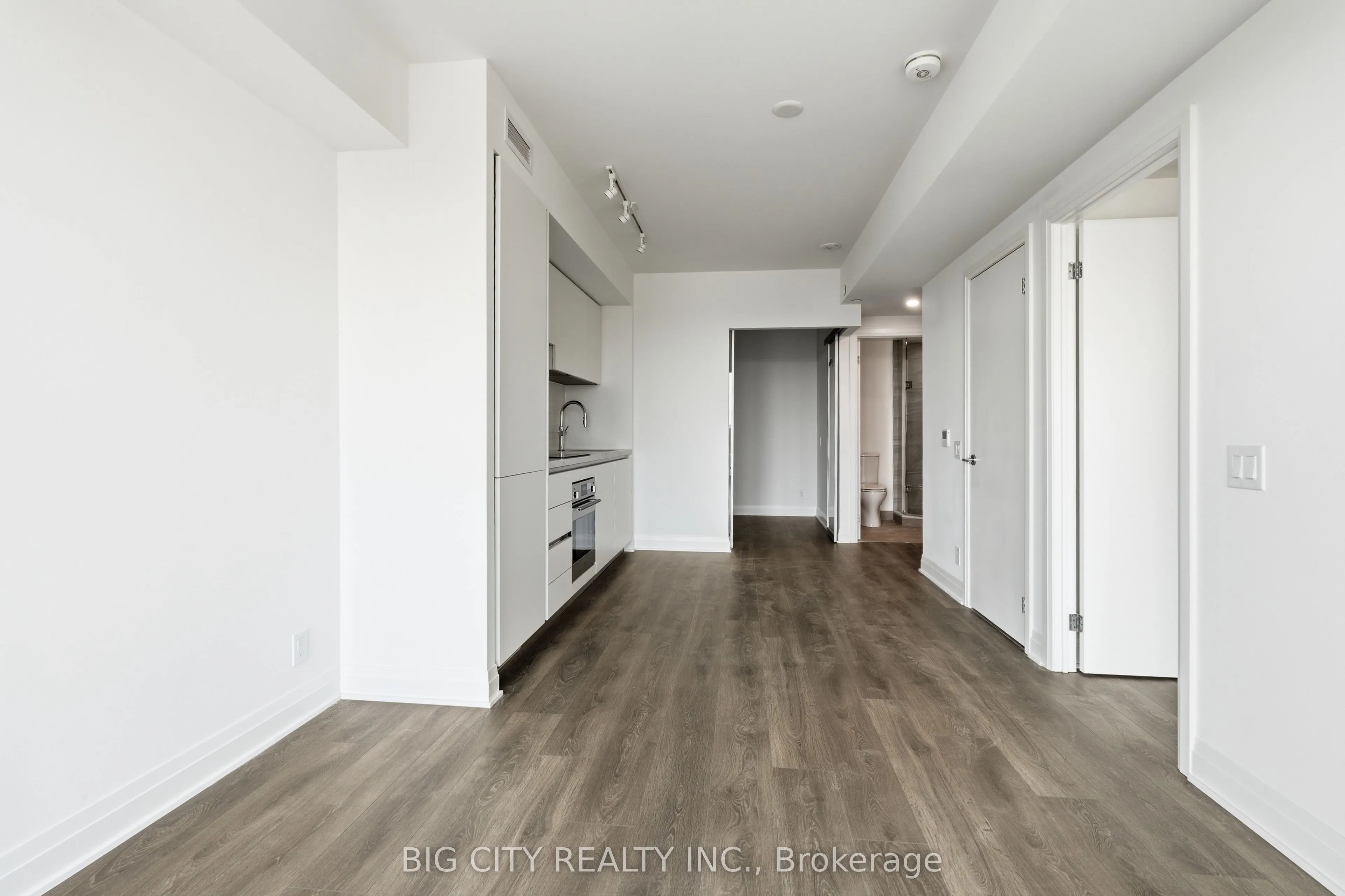 25 Frederick Todd Way #1611
