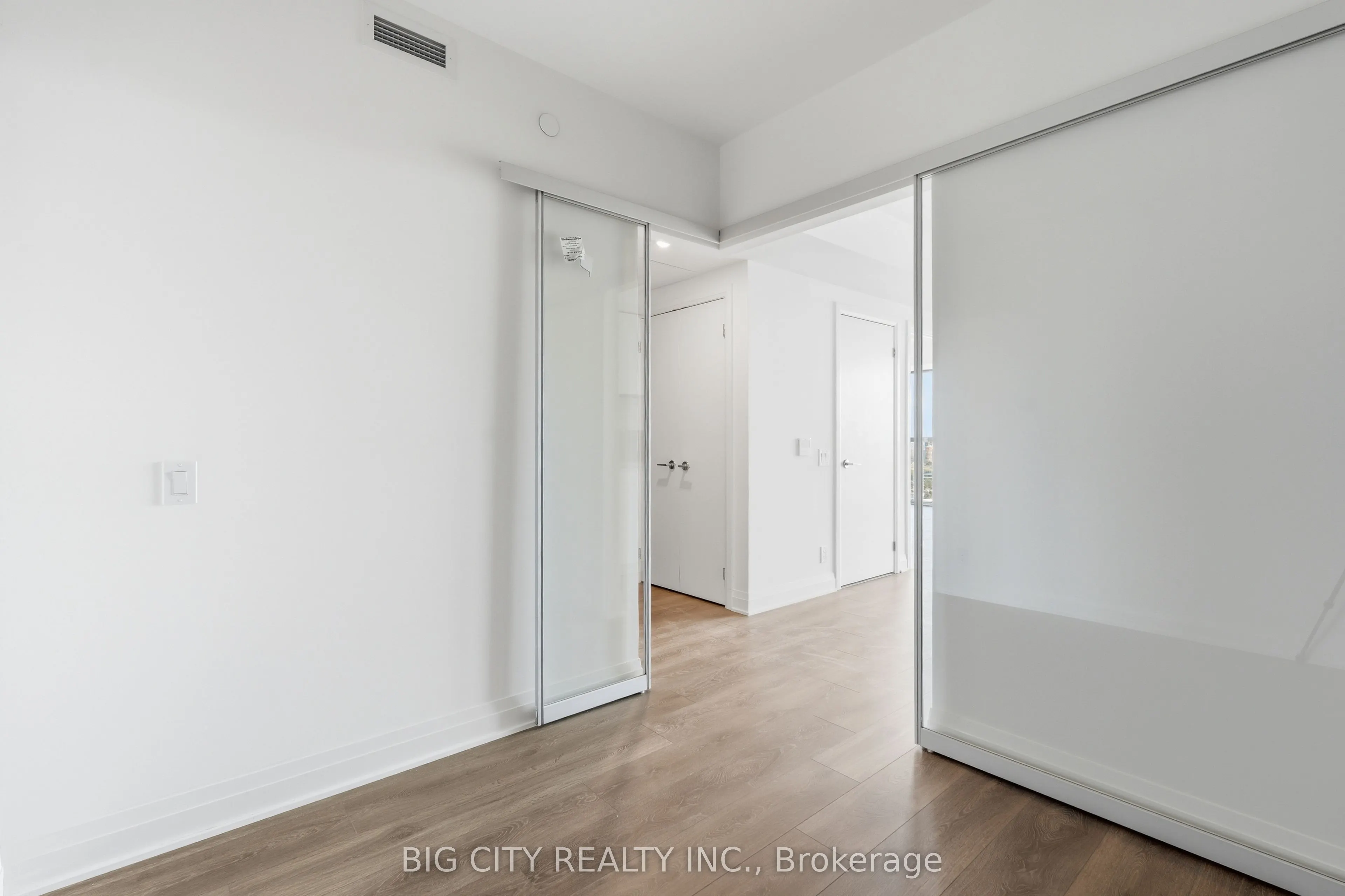 25 Frederick Todd Way #1611