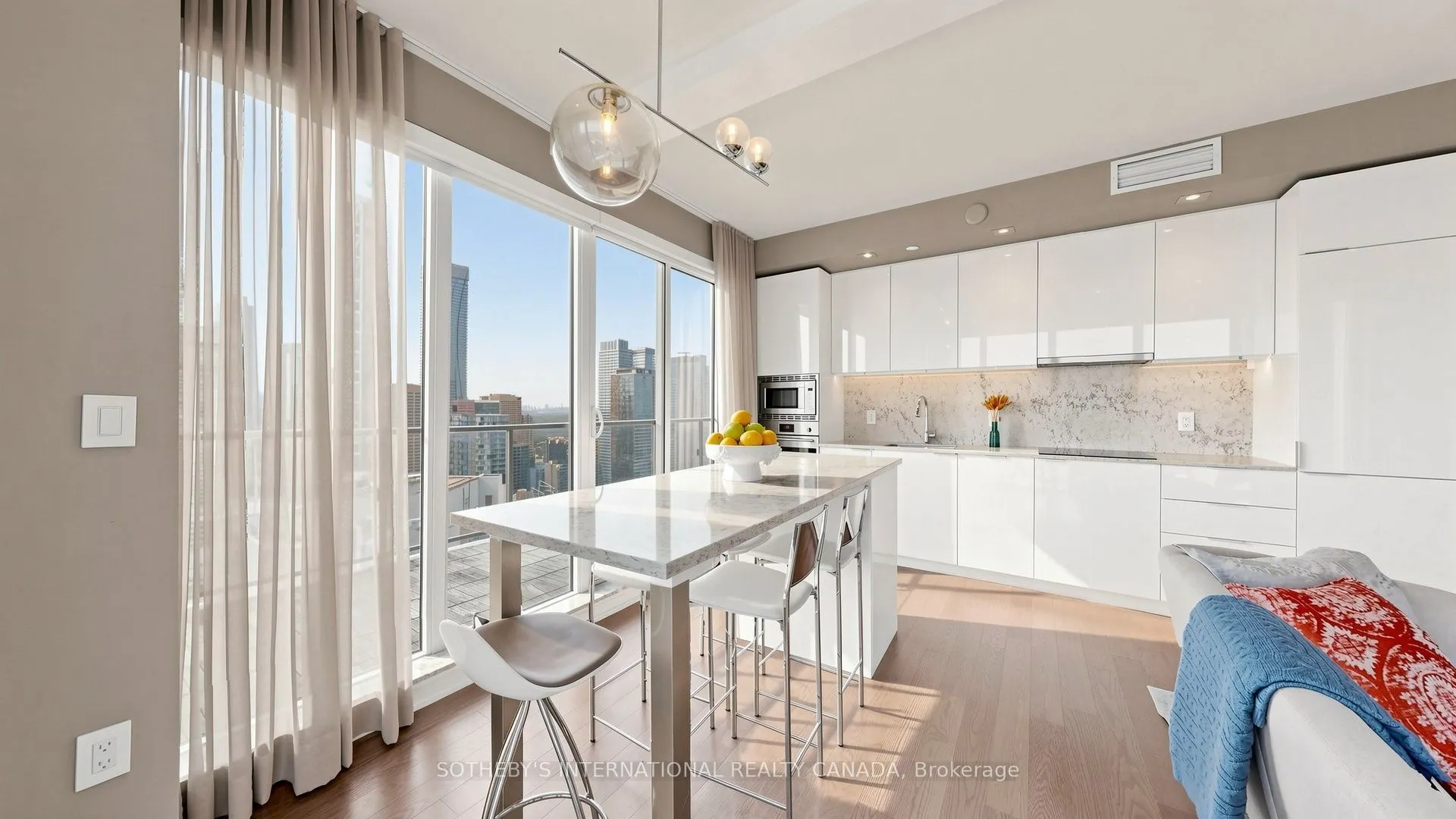 955 Bay Street #3807