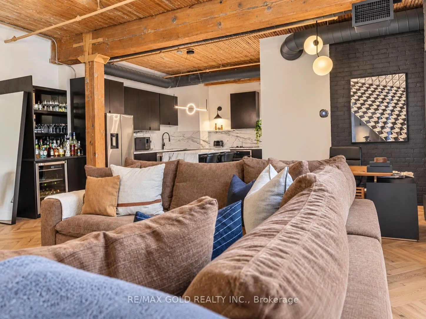 781 King Street W #503