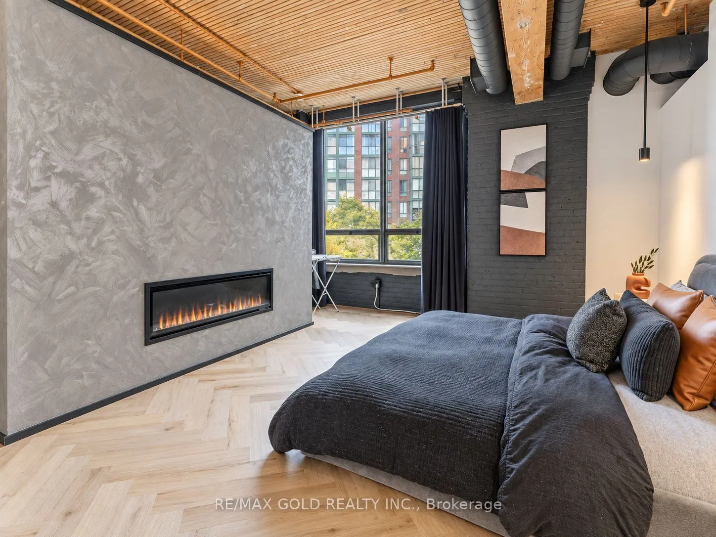 781 King Street W #503