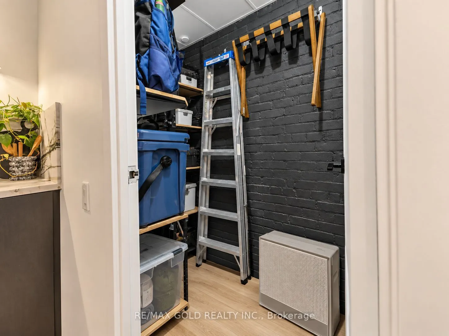 781 King Street W #503