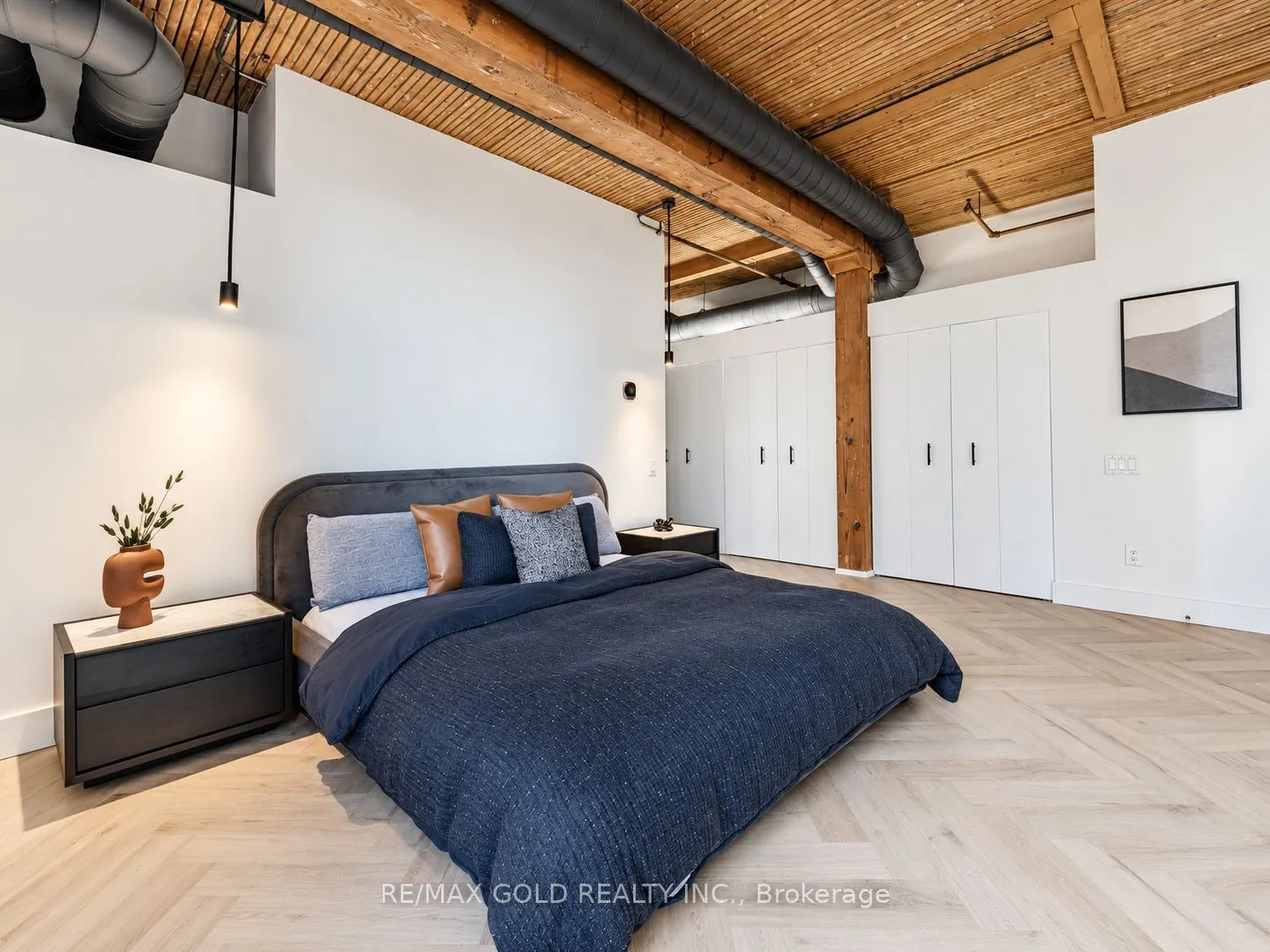 781 King Street W #503