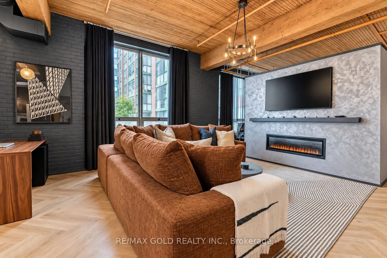 781 King Street W #503