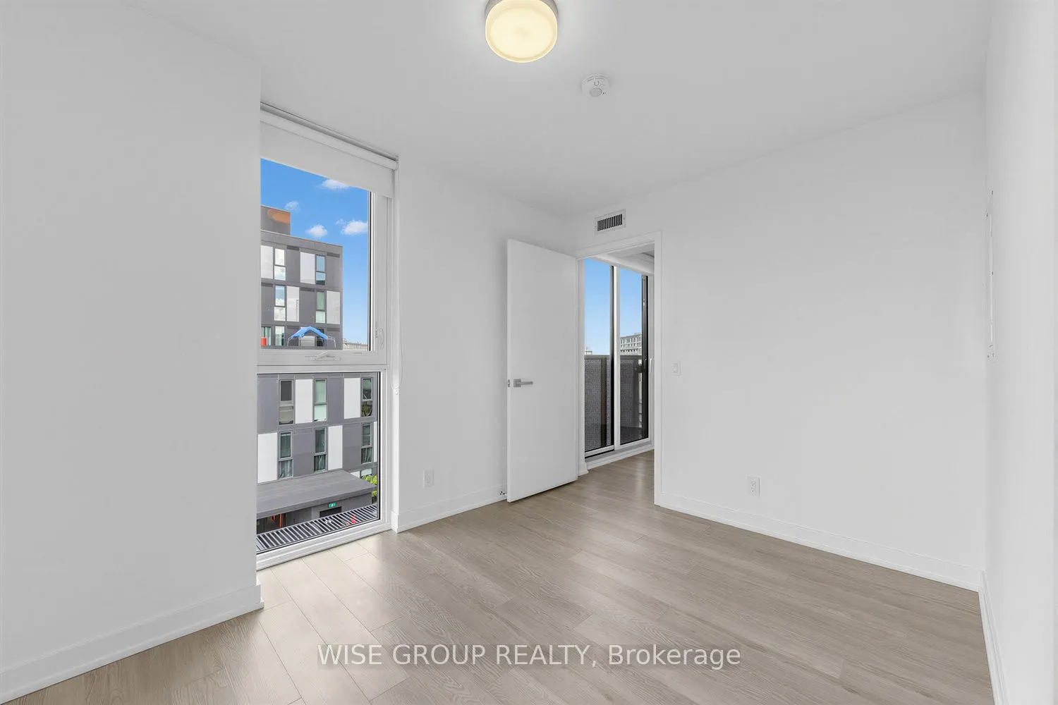 18 Tretti Way #1209