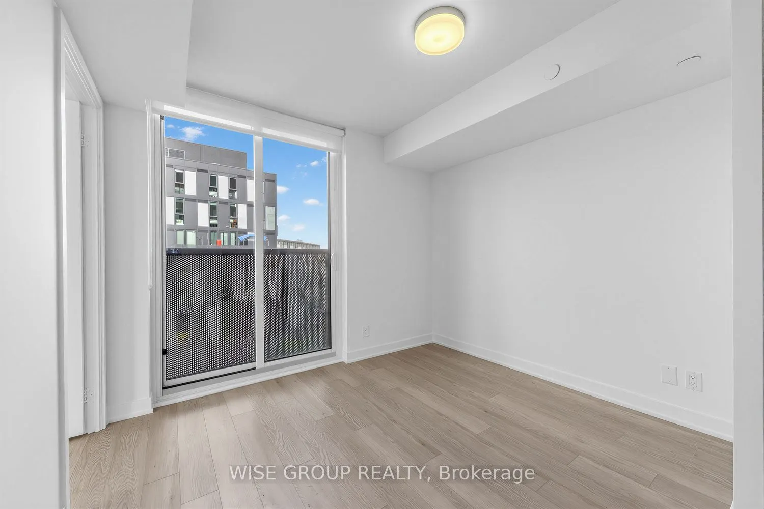 18 Tretti Way #1209
