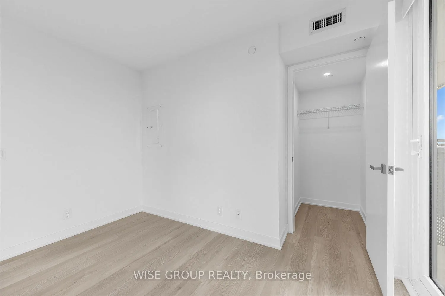 18 Tretti Way #1209