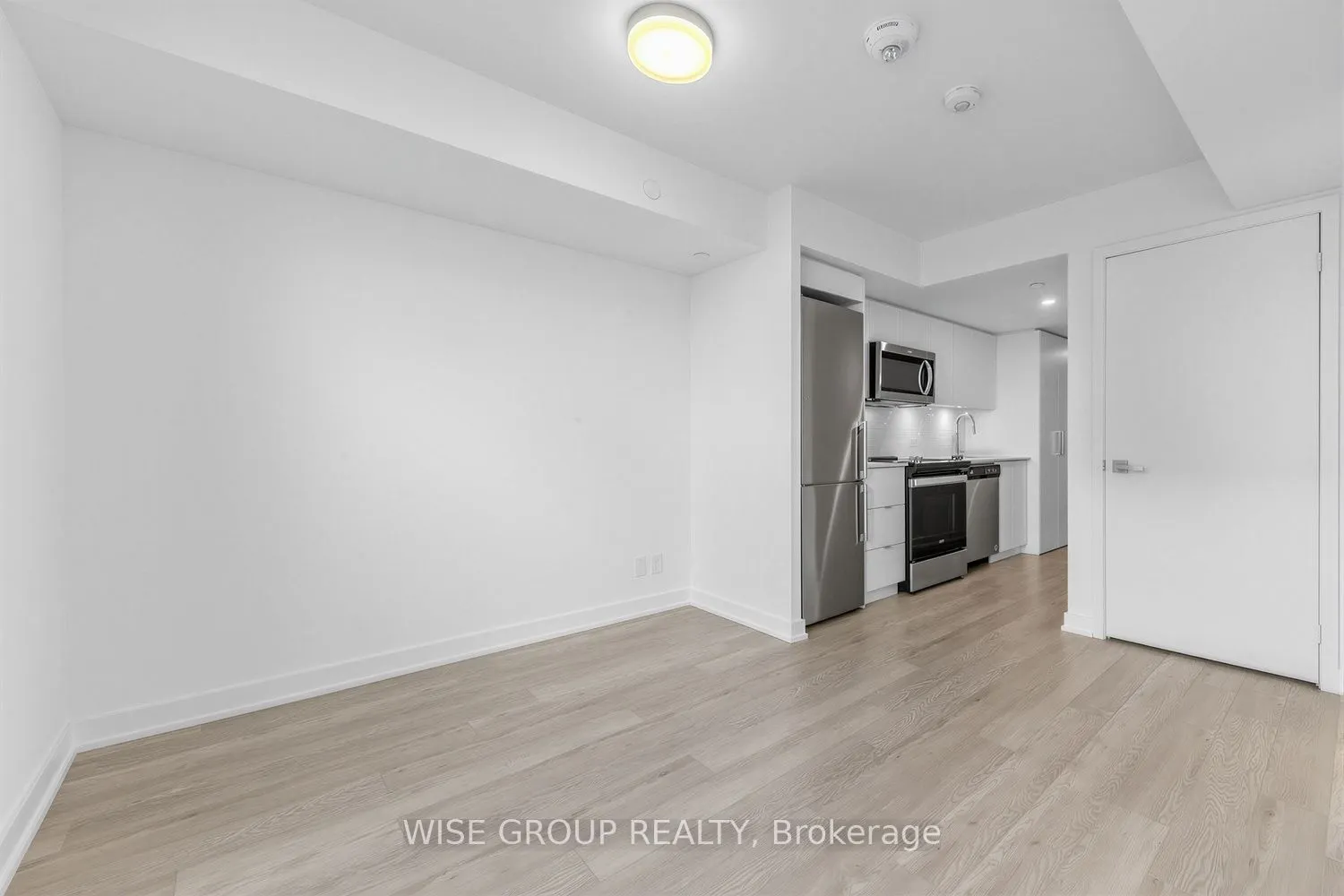 18 Tretti Way #1209