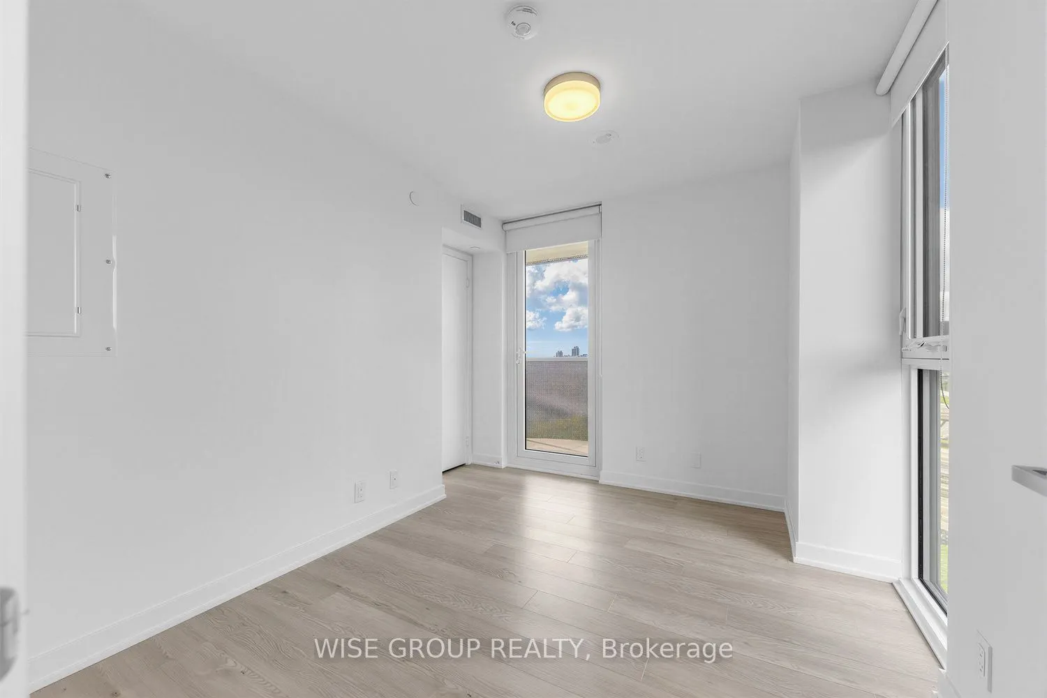 18 Tretti Way #1209