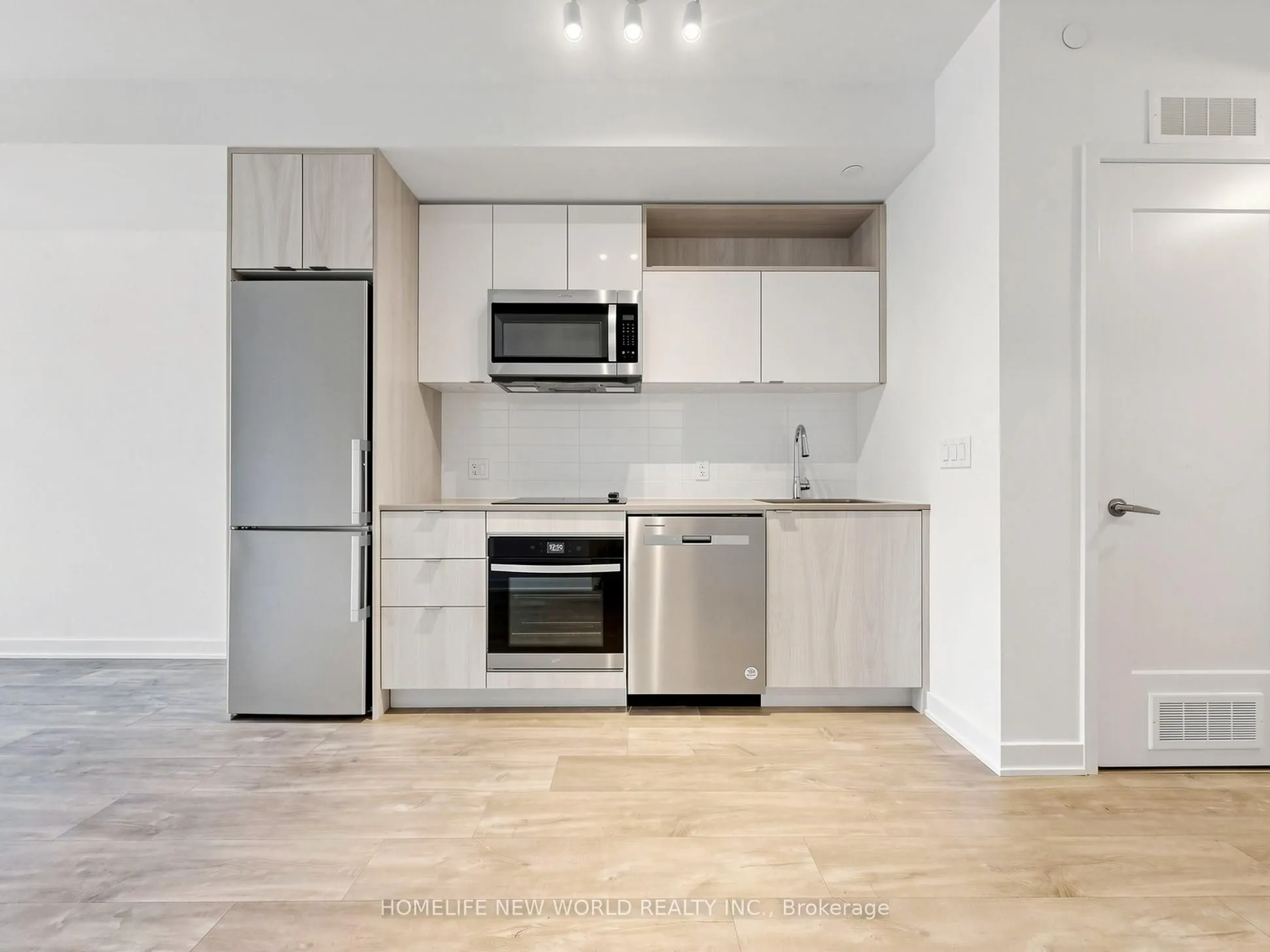 135 Lower Sherbourne Street #1839