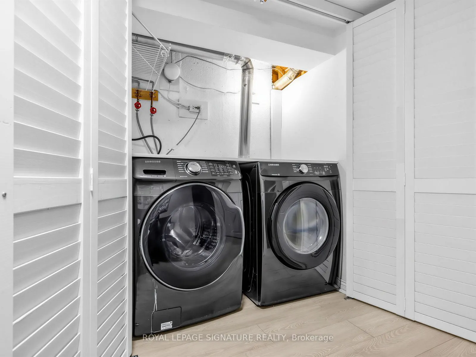 25 Proudbank Millway #49