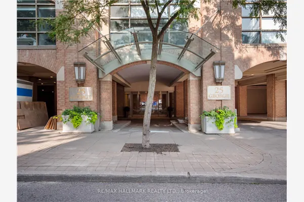 25 George Street #305