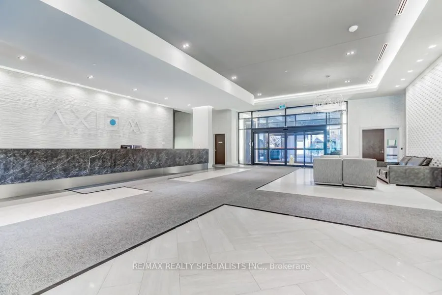 460 Adelaide Street E #1711