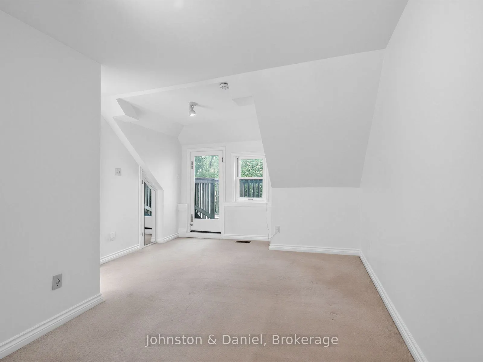 320 Brunswick Avenue