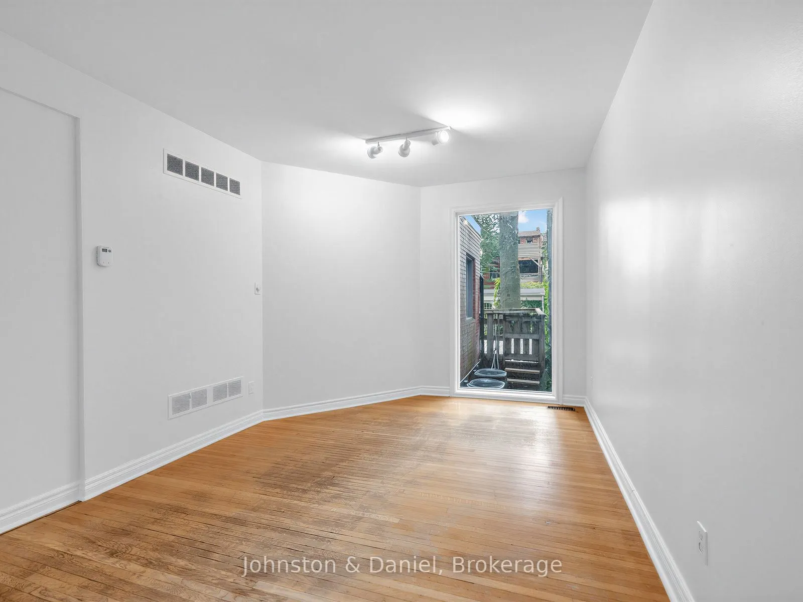 320 Brunswick Avenue