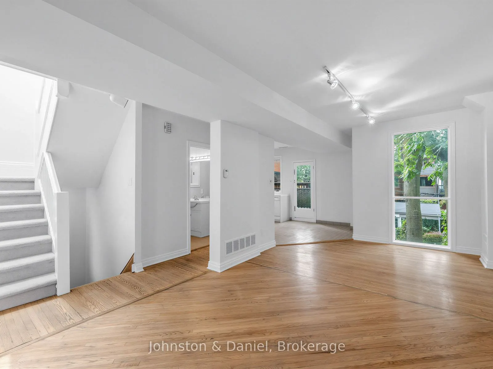 320 Brunswick Avenue