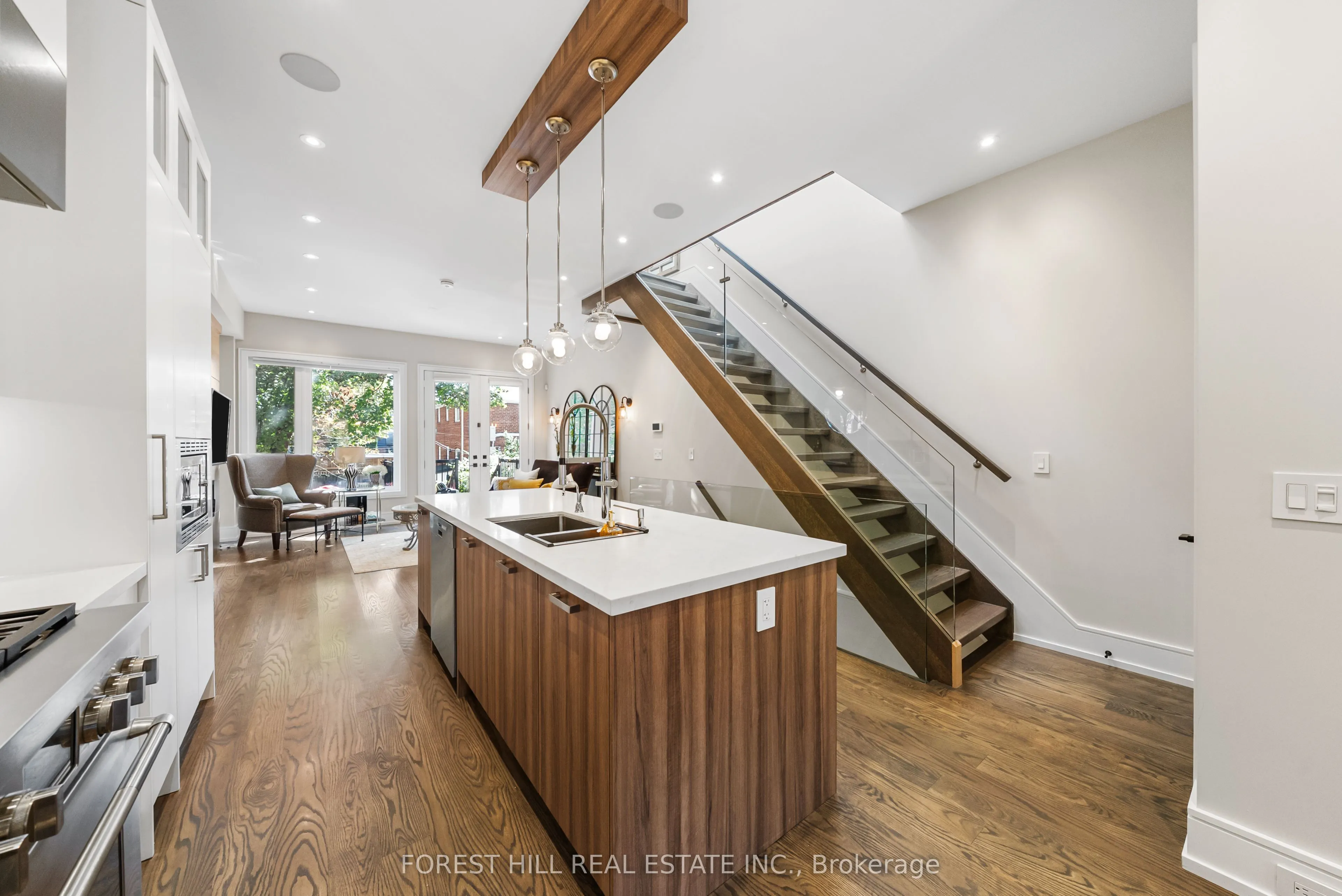 175 Ranleigh Avenue