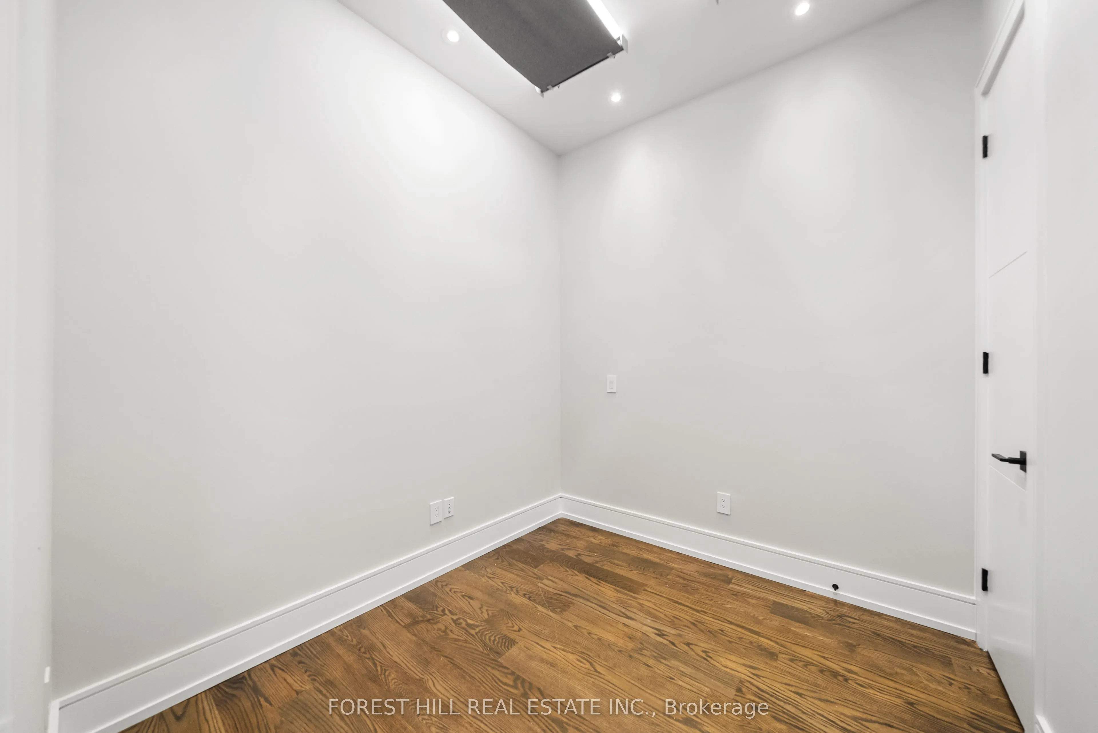 175 Ranleigh Avenue