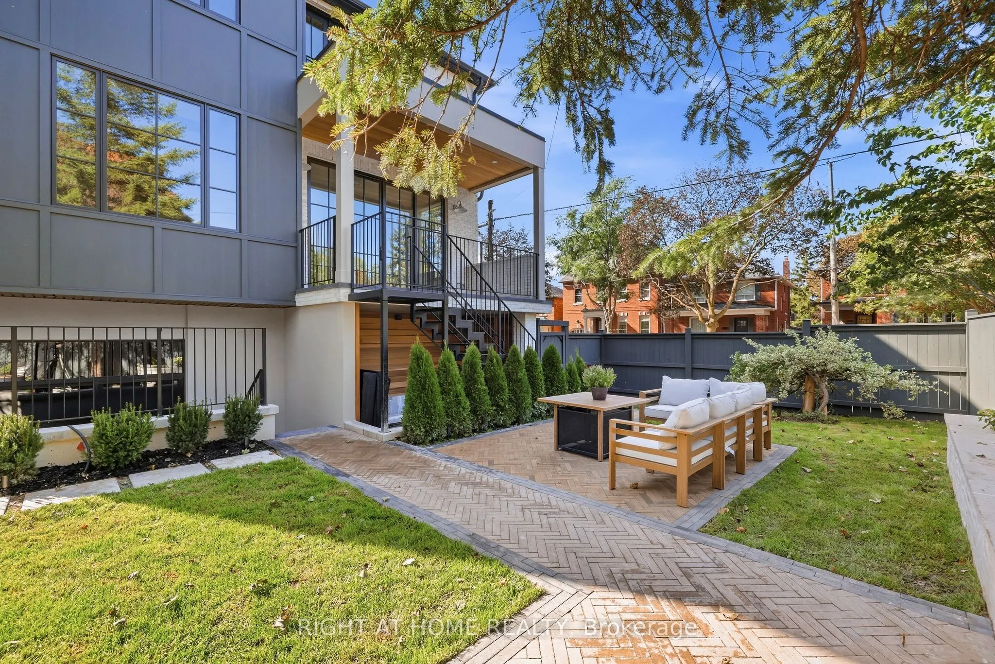 144 Old Orchard Grove