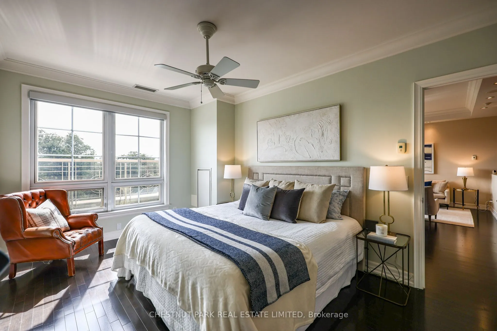 21 Burkebrook Place #517