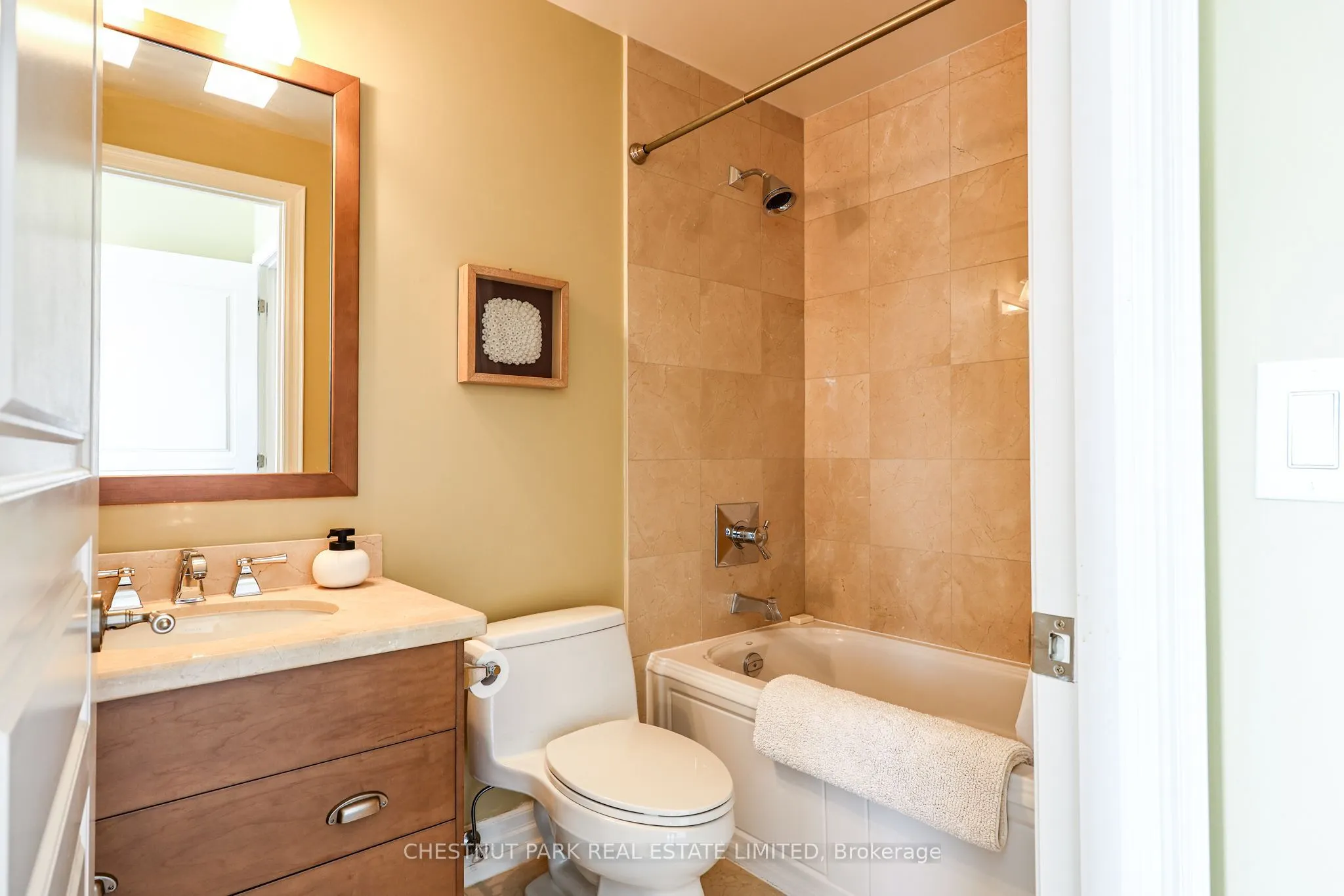 21 Burkebrook Place #517